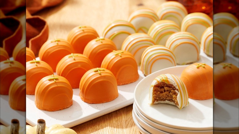 Pumpkin spice cake pops on dessert tray