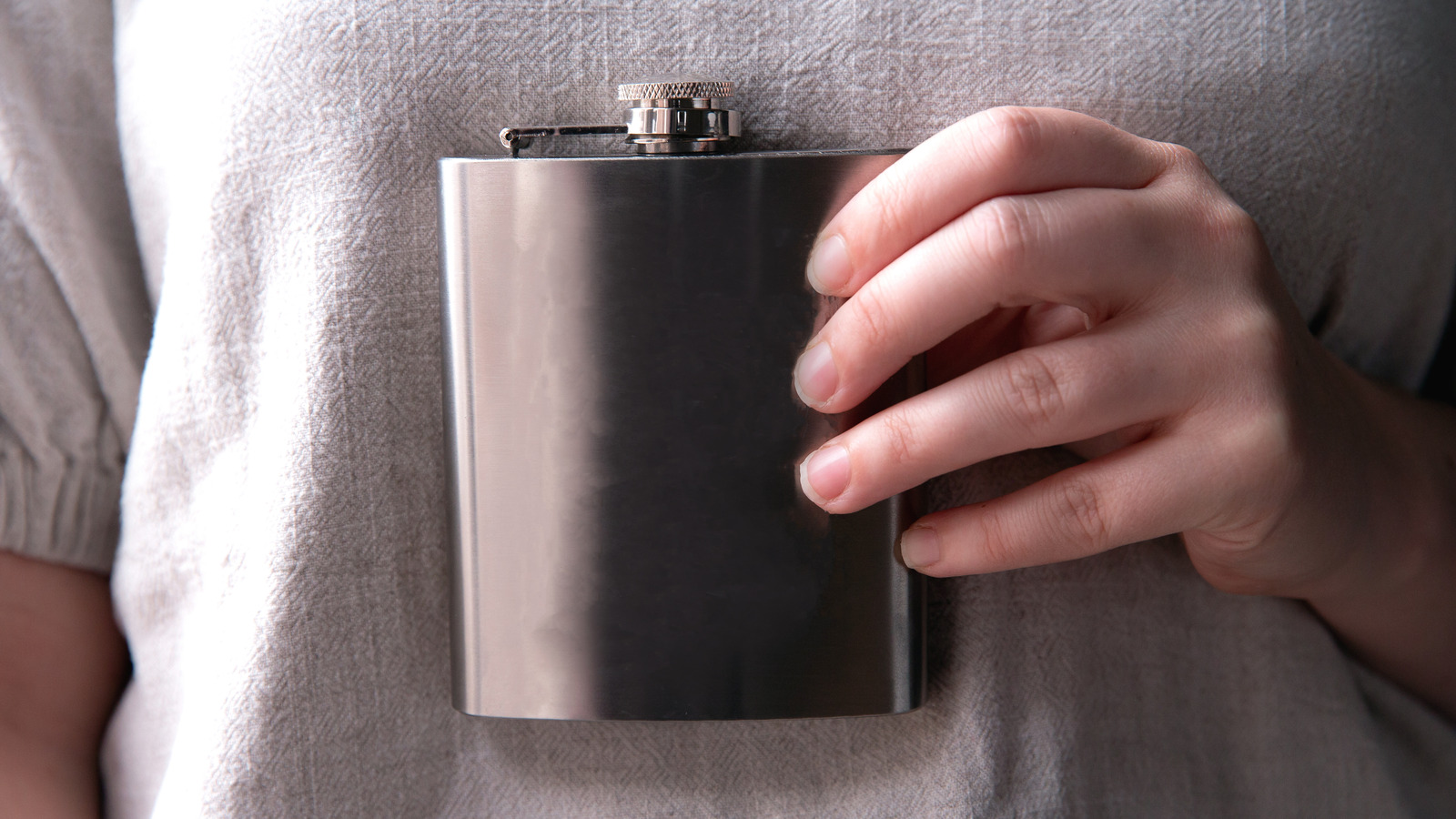 The Best Flasks For Taking Your Liquor On The Go In 2023