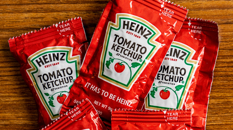 Individual Heinz ketchup packets