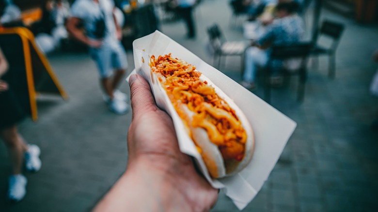 Market hot dog