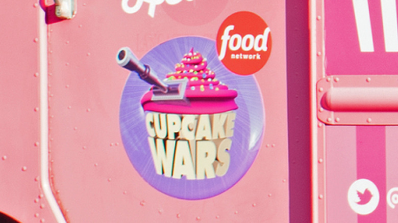 Cupcake Wars logo on truck