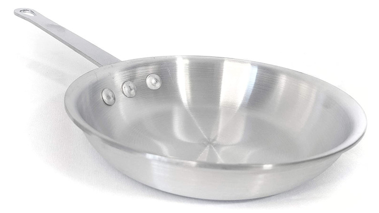 Update International aluminum frying pan