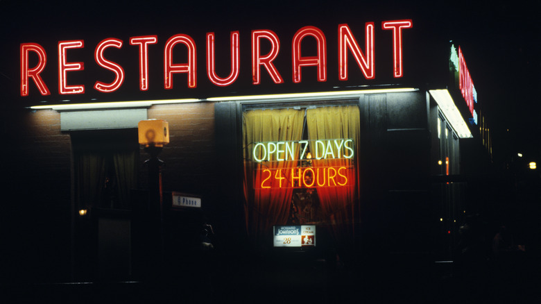Neon restaurant sign