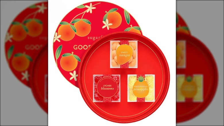 Gift boxes with 3 varieties of candy