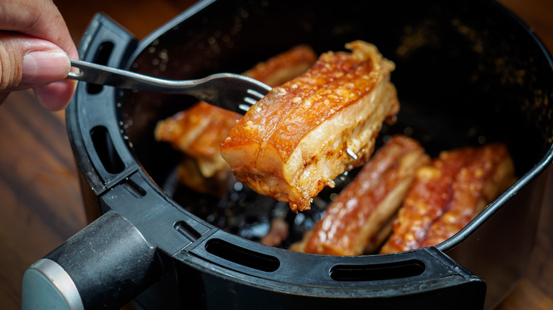 Crispy pork in oven air fryer