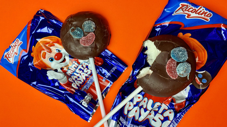 A regular-sized and mini Paleta Payaso pop