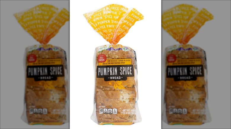 loaf of pumpkin spice flavored bread