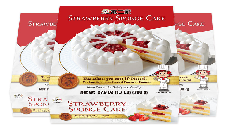Fujiya Strawberry Sponge Cake box