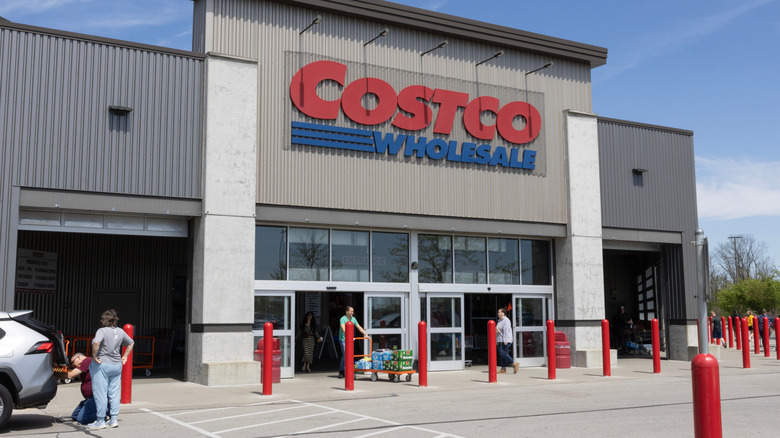 Costco warehouse exterior