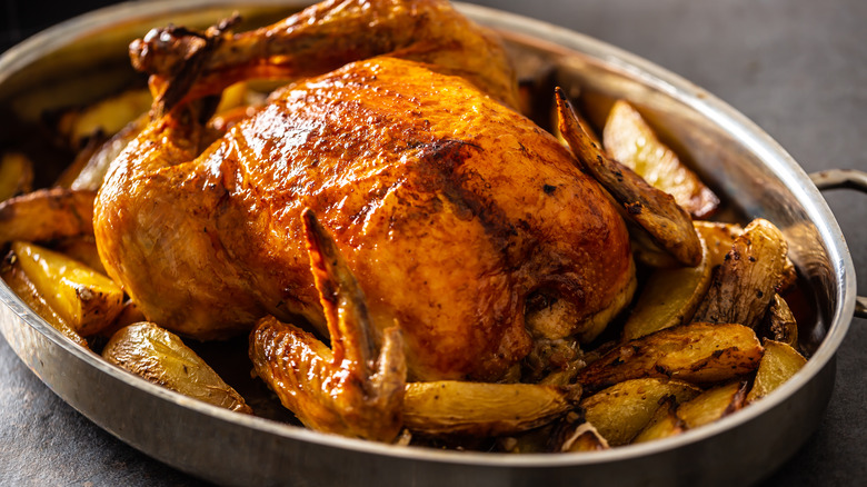 Turkey in a roasting pan