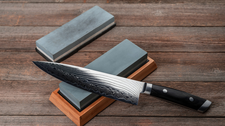 The Best Sharpening Stones to Hone All Your Dull Knives – The