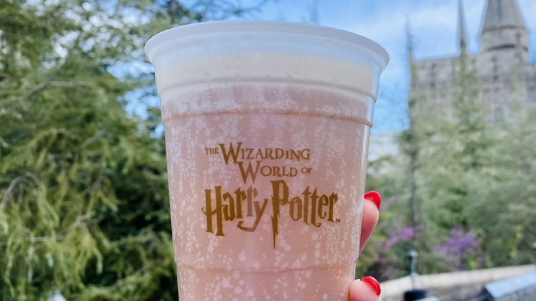 butterbeer wizarding world harry potter universal studios orlando florida