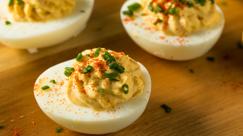 close up deviled eggs