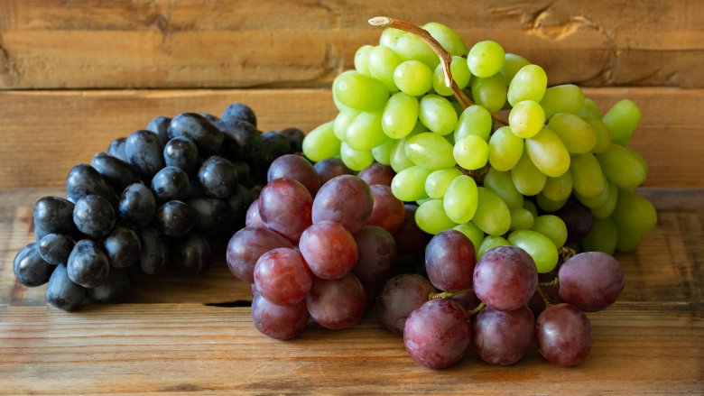 keep grapes fresh