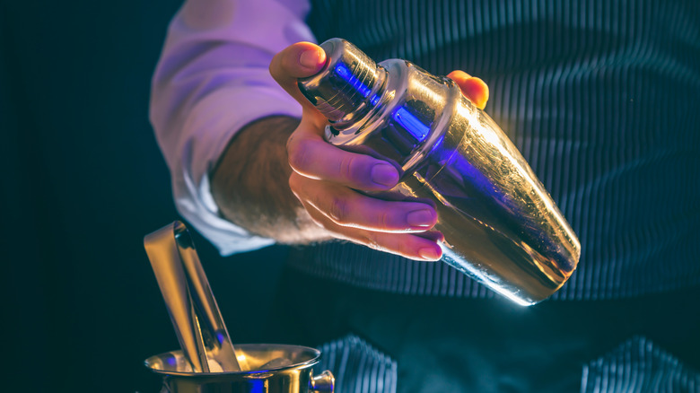 Cobbler shaker being shaken