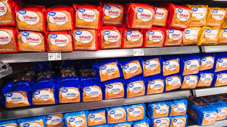Loaves of Great Value bread on Walmart shelves