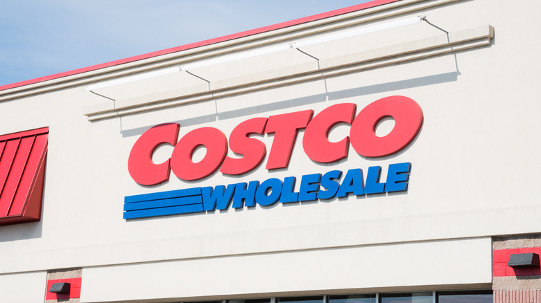 Costco building exterior