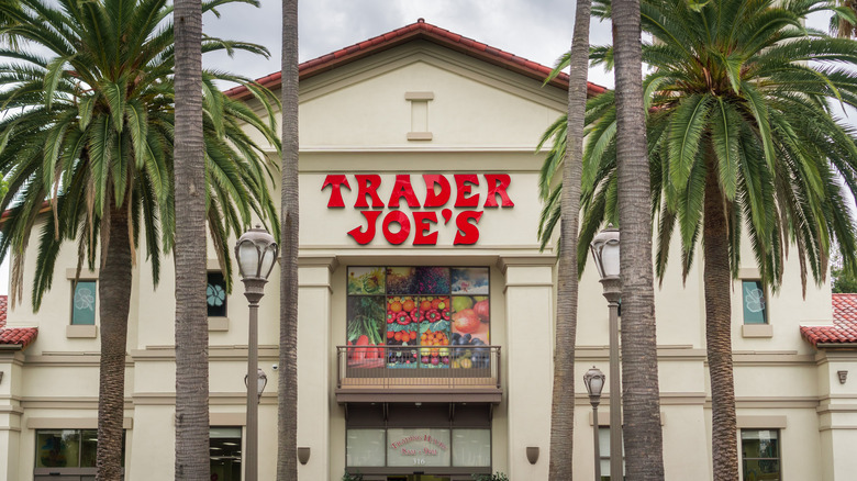 Trader Joe's exterior