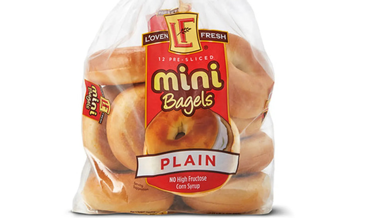 L'Oven Mini Bagels on a white background
