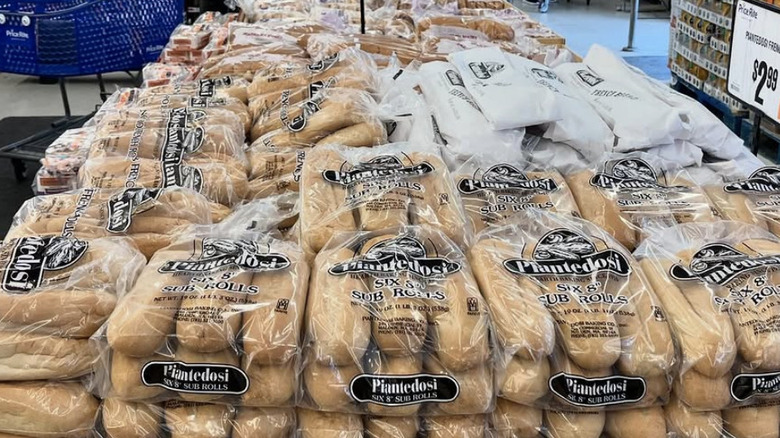 pallet of Piantedosi bread at Price Rite