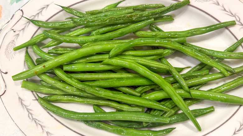 French-style green beans on plate