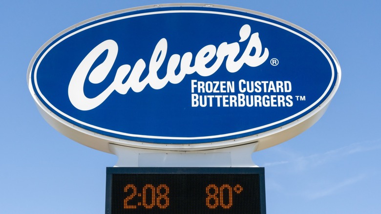 Culver's restaurant sign with a digital clock
