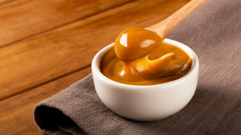  Dulce de leche in a white bowl