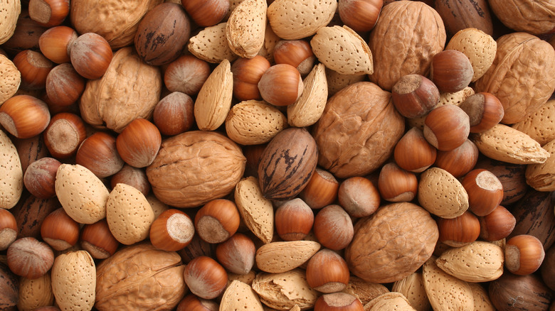 Assorted nuts