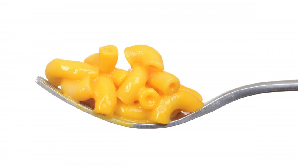 Mac and cheese on a fork