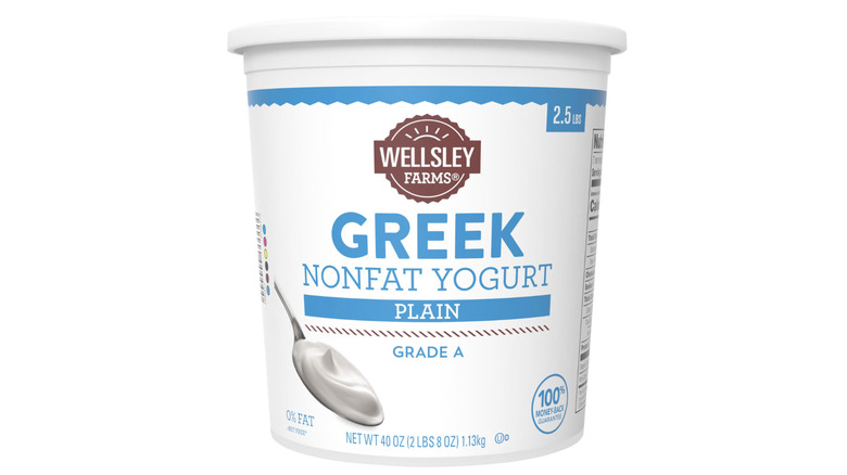 Wellsley Farms Nonfat Greek Yogurt