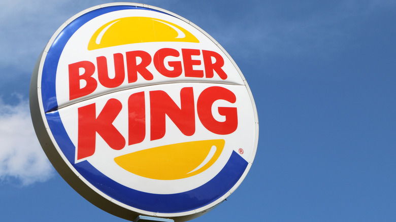 Exterior Burger King sign