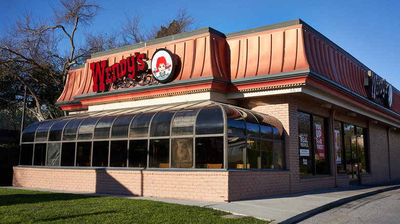 Wendy's exterior