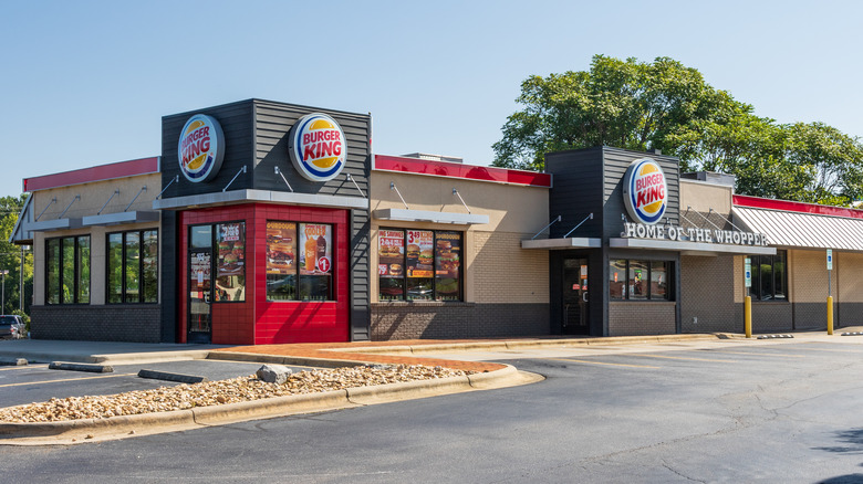 Burger King restaurant exterior