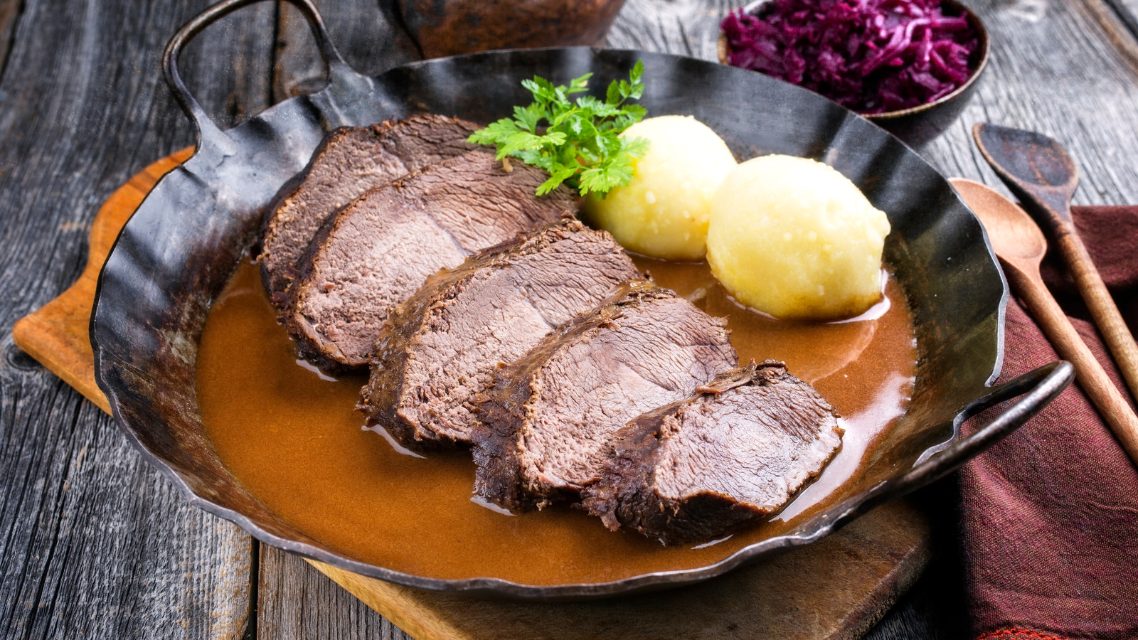 The Chef-Approved Types Of Beer For Braising Rump Roast