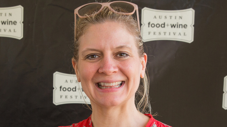 Amanda Freitag smiling in close-up