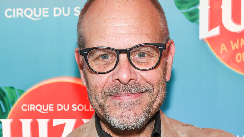 Alton Brown closeup