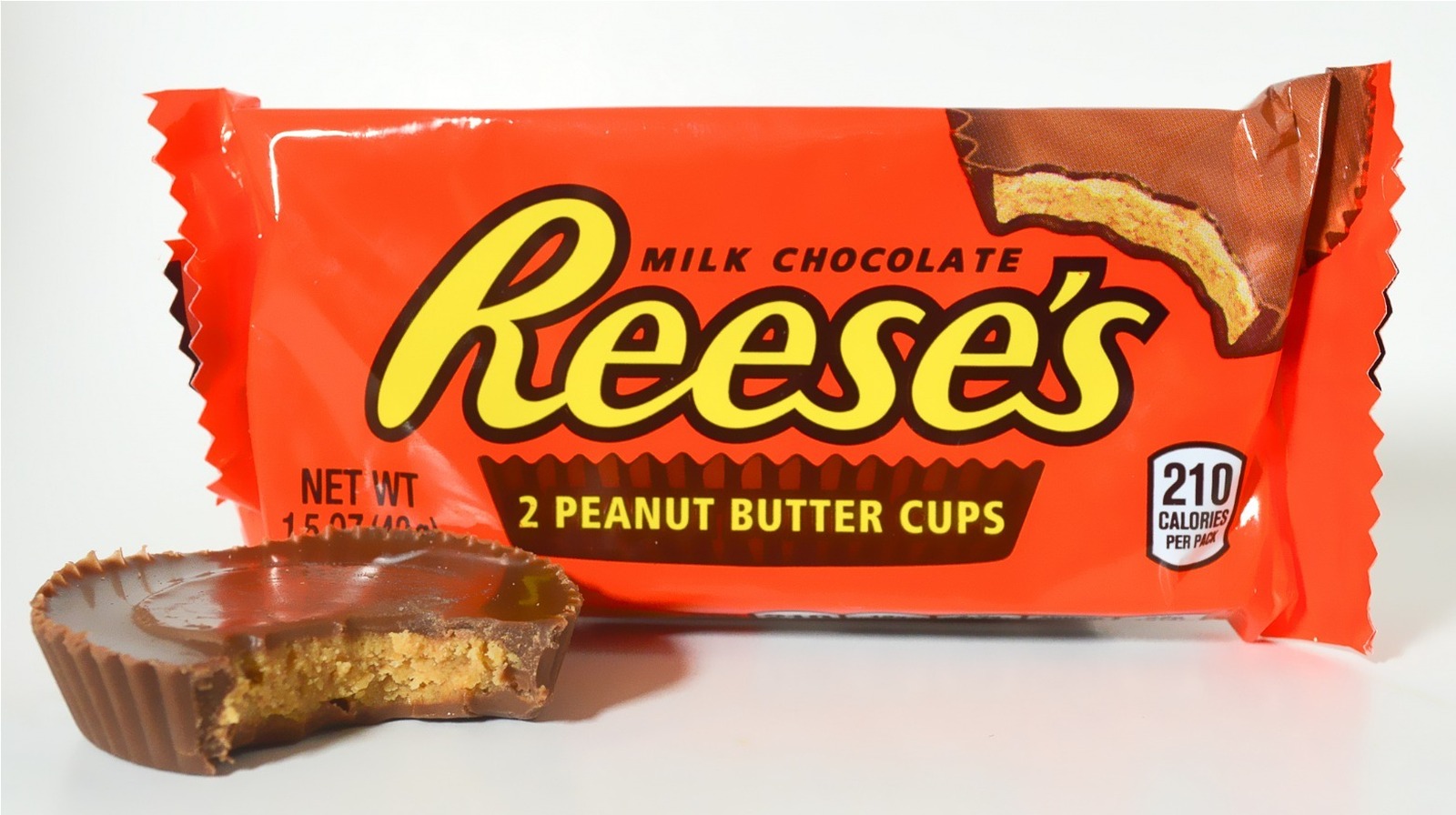 The Cloudy Reason Reese's Peanut Butter Cups Have Ridges
