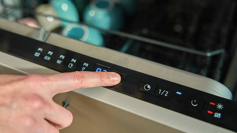 Dishwasher with basic functions
