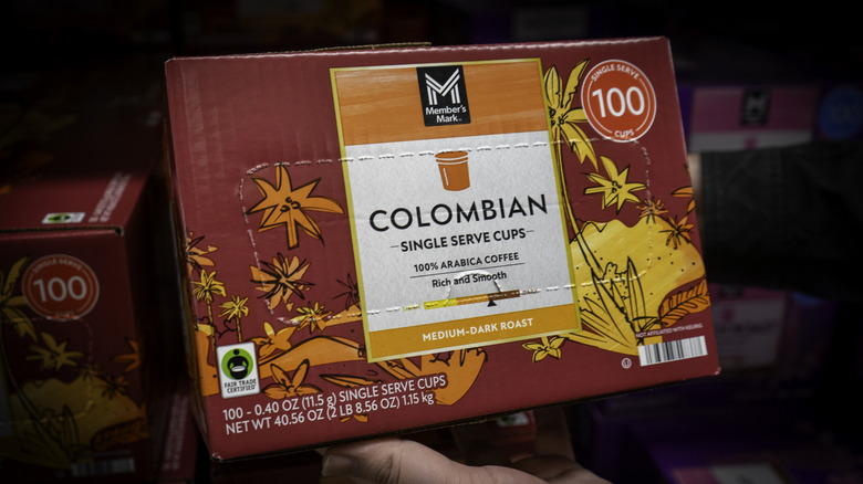 A box of Member's Mark Colombian 100% Arabica coffee single serve cups