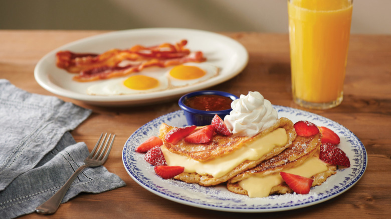 Cracker Barrel Stuffed Cheesecake pancake breakfast