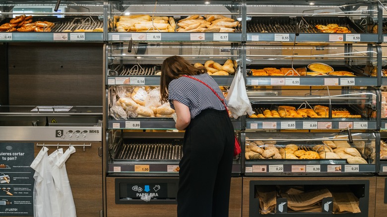 Aldi storefront 