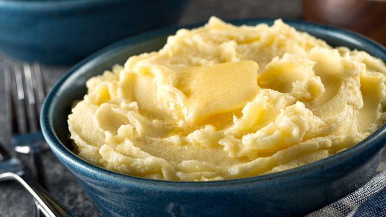 bowl of buttery mashed potatoes