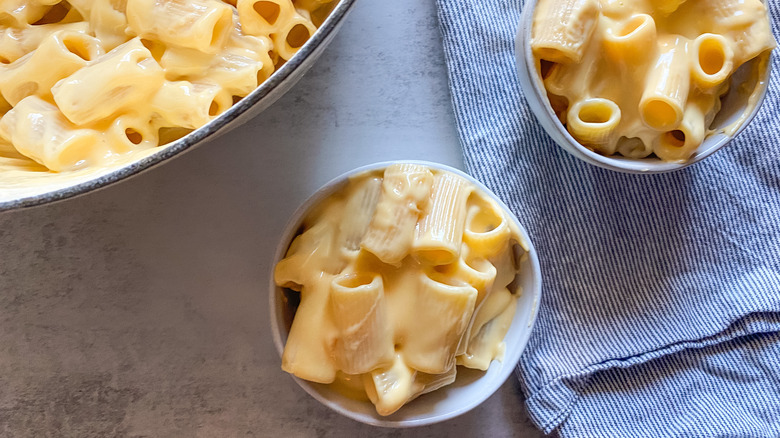 Macaroni cheese and striped towel