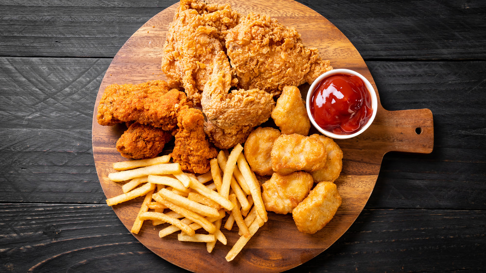 Fried chicken with fries