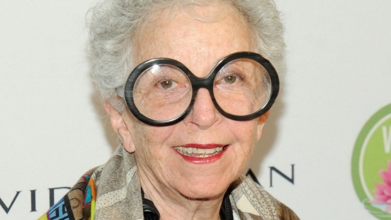 Sylvia Weinstock headshot