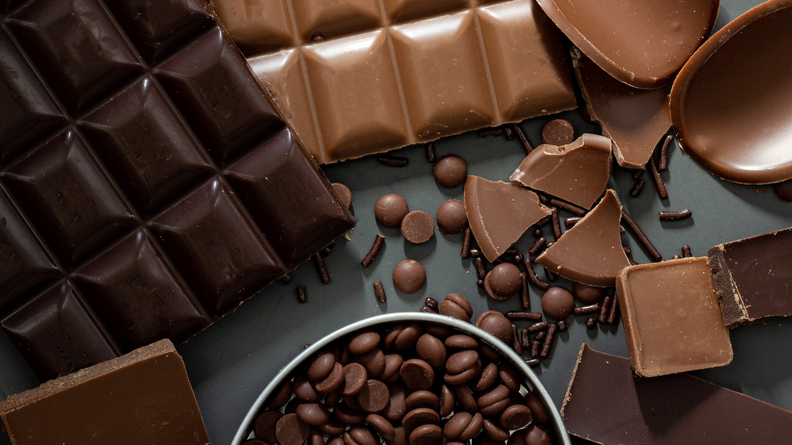 The difference between baking chocolate and chocolate chips