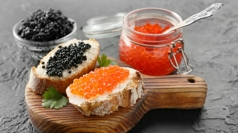 Roe and caviar on small toasts