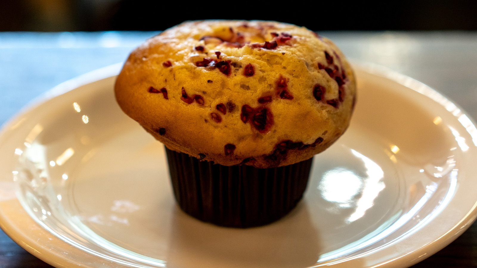 The Easiest Hack For Getting Fluffier Muffin Tops