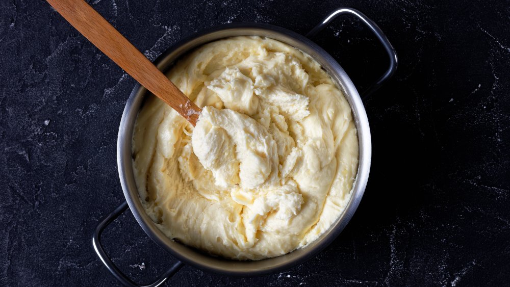 Mashed potatoes in a pot