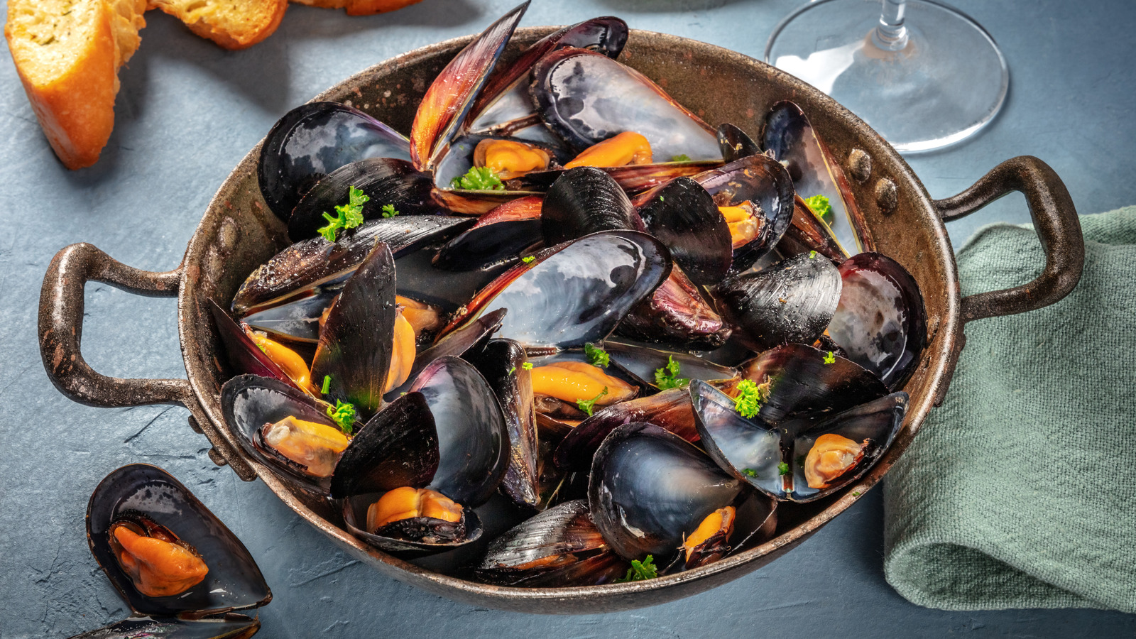 The Easy Substitute To Remember For Mussels